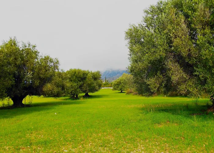 Polytropon Ground Floor Apartamento Kástron