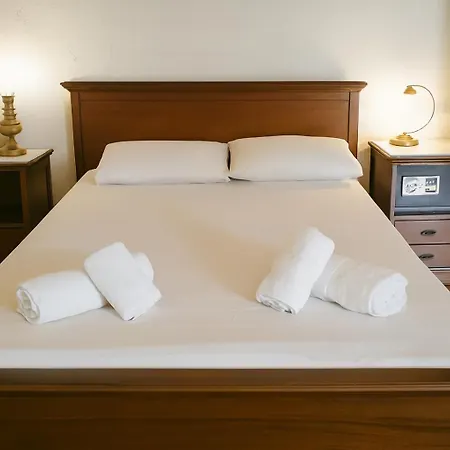 Polytropon Ground Floor Kásztro