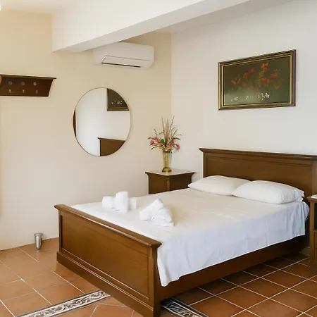 公寓 Polytropon Ground Floor *