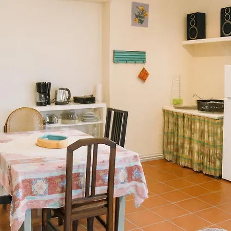 Polytropon Ground Floor Apartman Kásztro