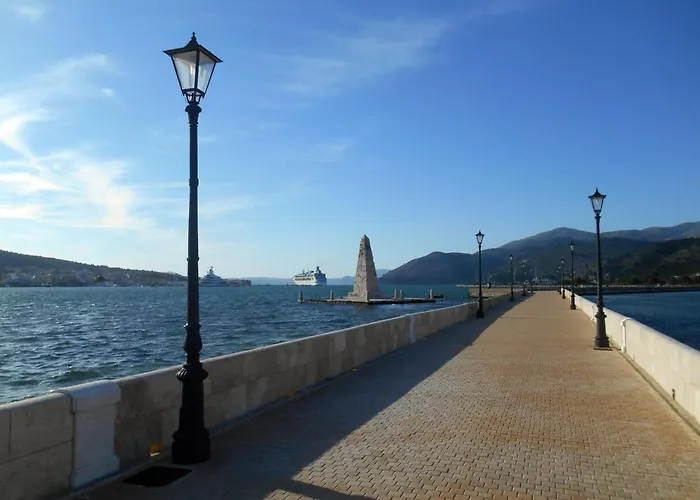 Polytropon Ground Floor Kástron