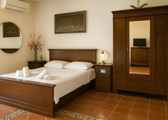 Appartement Polytropon Ground Floor Kástron